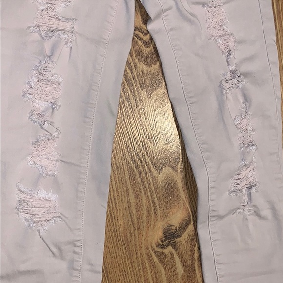 Light pink ripped American Eagle jeggings - Picture 4 of 4